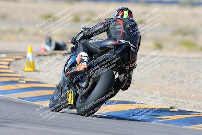 media/Feb-03-2024-SoCal Trackdays (Sat) [[767c60a41c]]/2-Turn 11 (10am)/